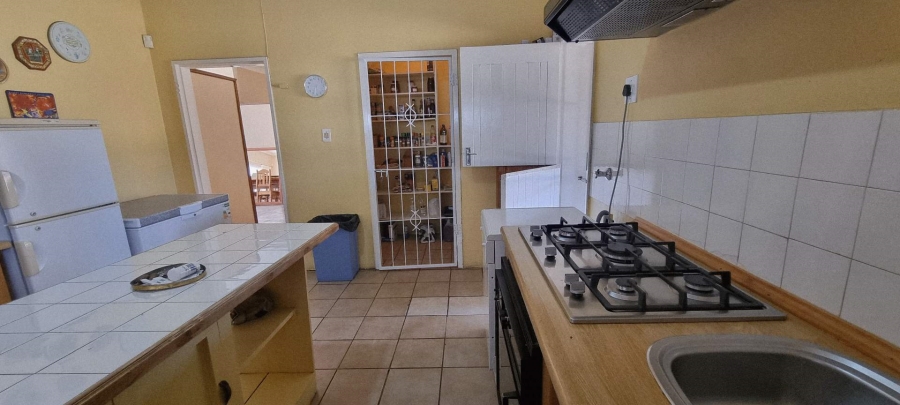 6 Bedroom Property for Sale in Roodewal Free State